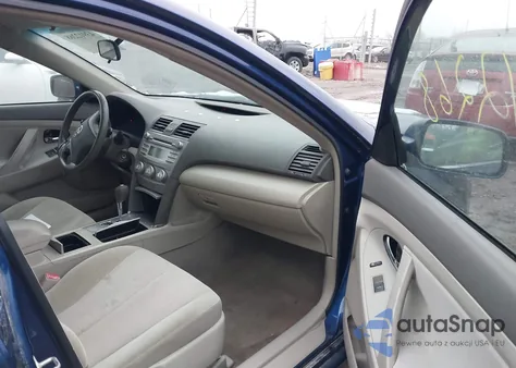 2011 Toyota Camry Le z USA, uszkodzony, nr VIN 4T4BF3EK2BR093314